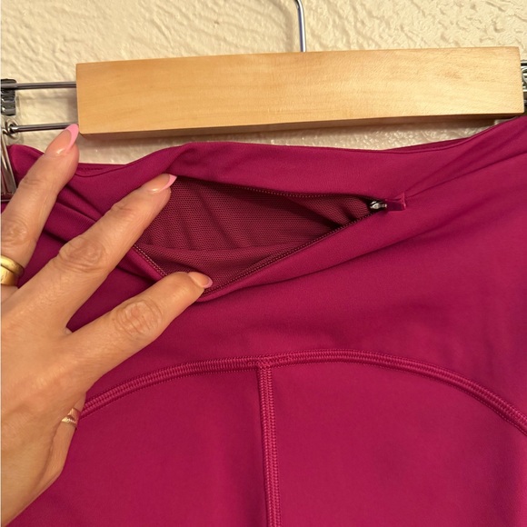 Lululemon leggings - Picture 10 of 11